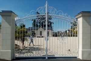 Portail double vantaux fer forge